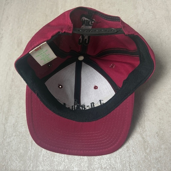 Vintage 90's Nike Air Jordan hat Maroon Cap with Black Jumpman Jordan - Picture 5 of 8